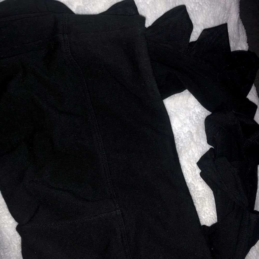 Victoria’s Secret Capri leggings with mesh legs ♡